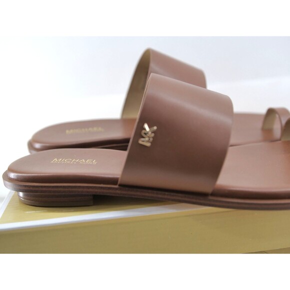 MICHAEL KORS August Toe Loop Flat Slip-on Sandals Brown Luggage Leather Size 9.5 - Picture 4 of 12